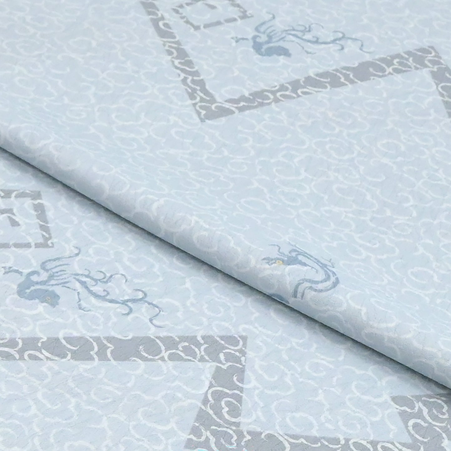 東レシルック 小紋 ~fuku~「雷雲に四神」ブルーグレー 【袷・単衣用】