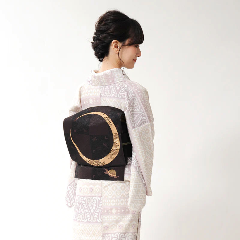 【WA・KKA】 京袋帯 正絹 「月とスッポン」 チャコール 仕立て上がり