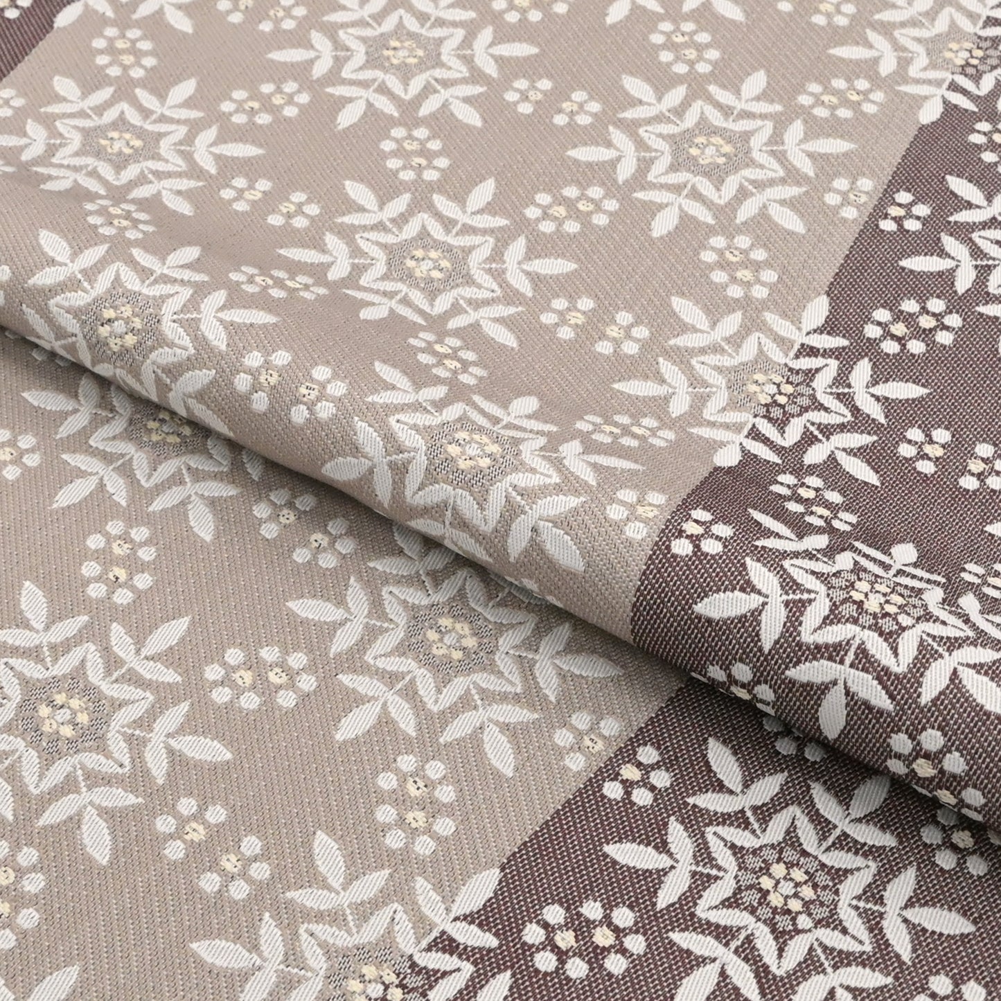 おしゃれ八寸なごや帯 仕立て上がり 南天華紋 亜麻色