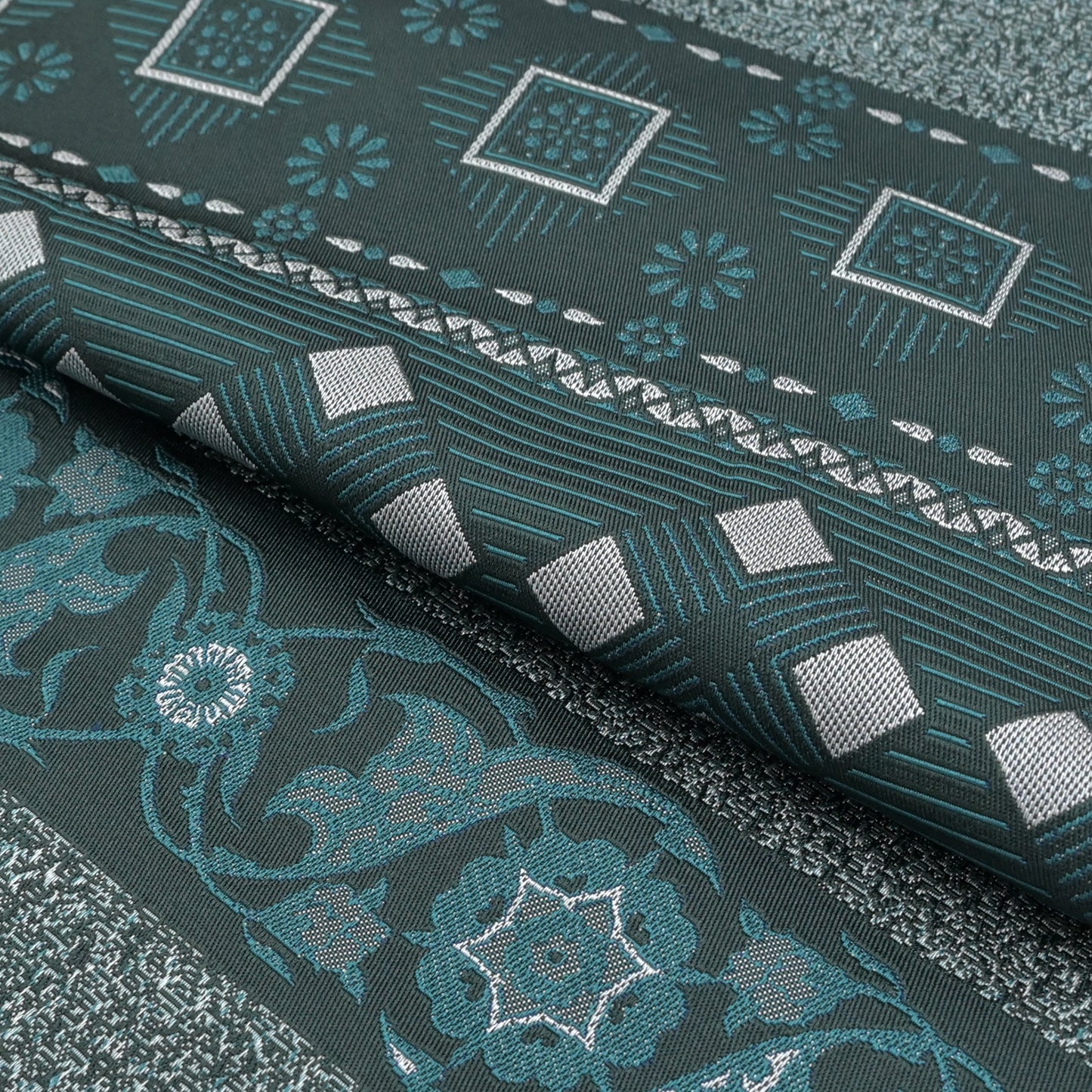 おしゃれ八寸なごや帯 仕立て上がり 横段異国紋 深緑