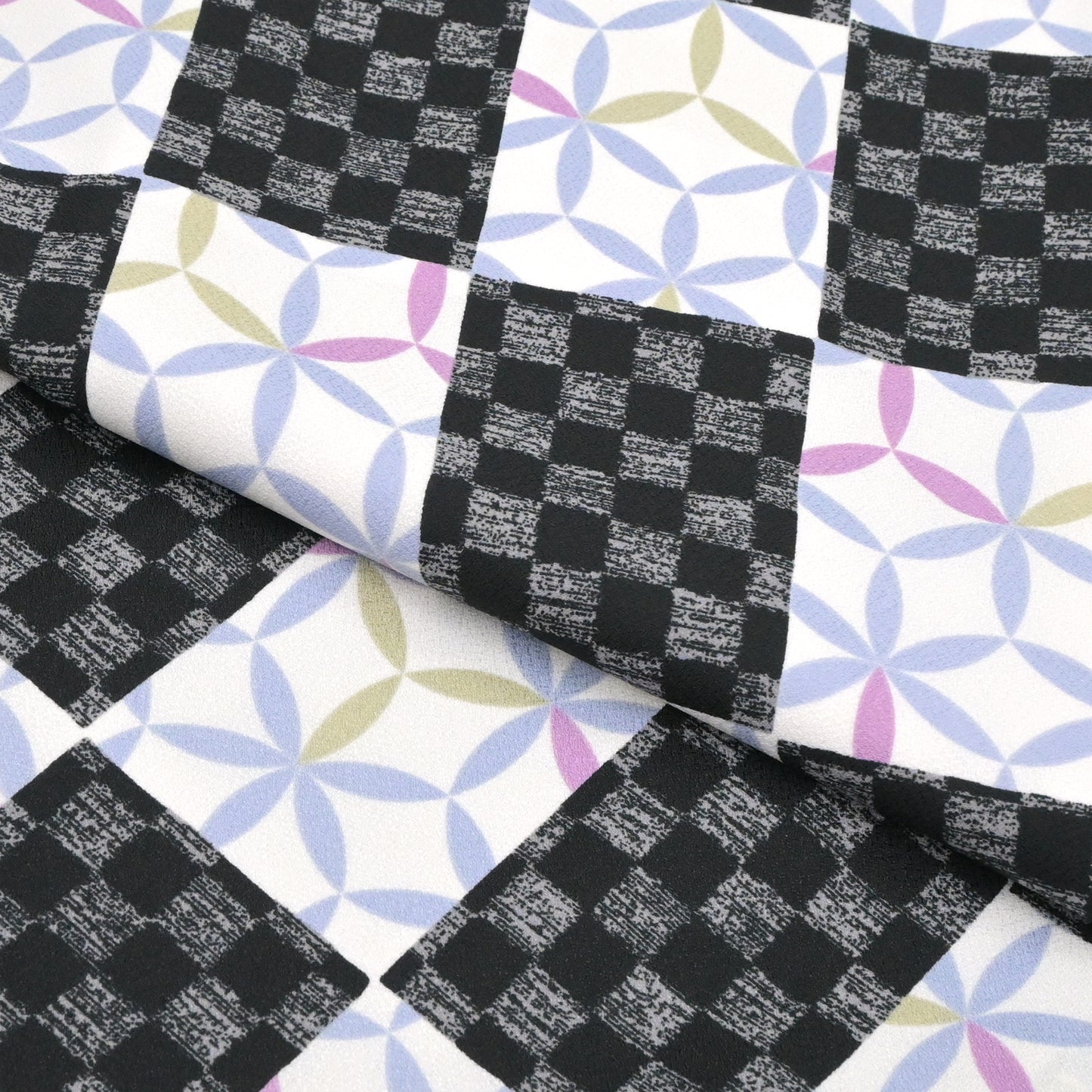 お仕立て上がりきもの 小紋 「市松に七宝」 Lサイズ #プレタ着物