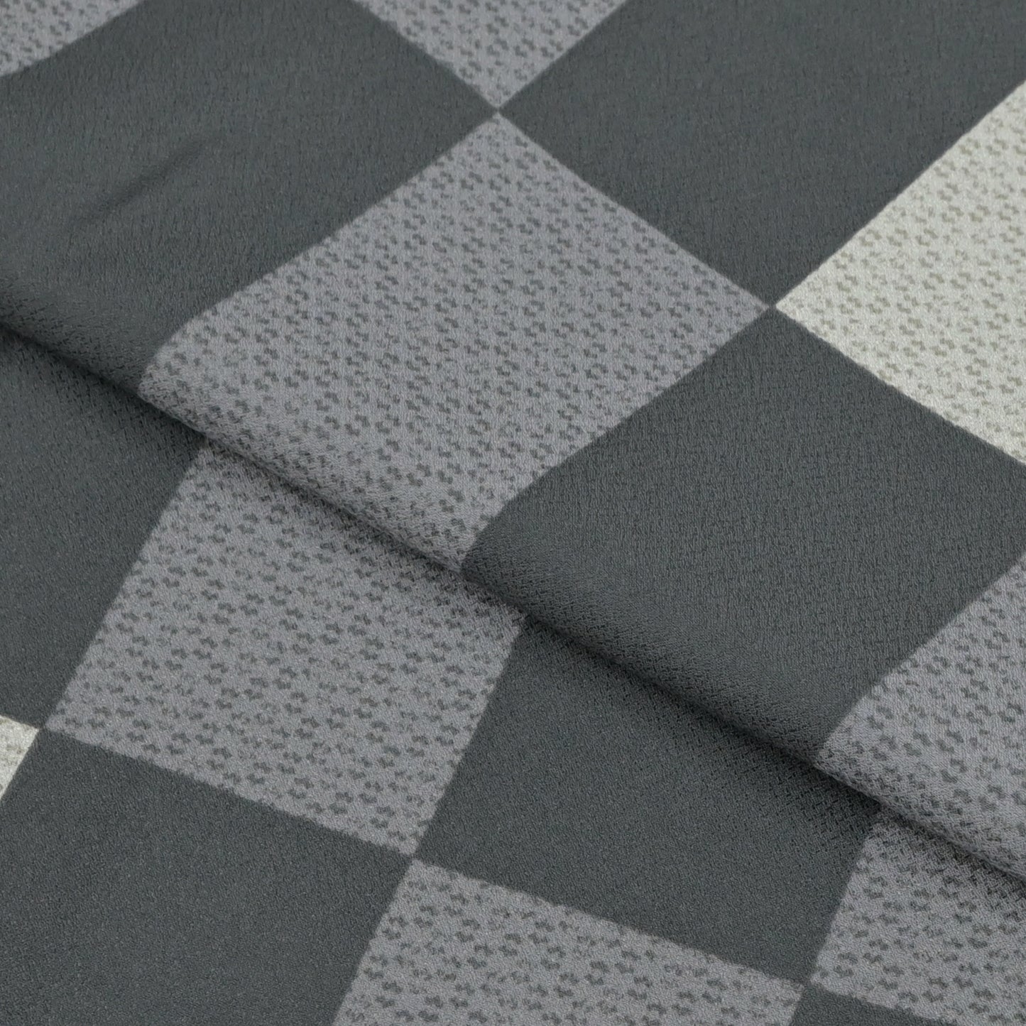 お仕立て上がりきもの 小紋 「市松」グレー Mサイズ #プレタ着物