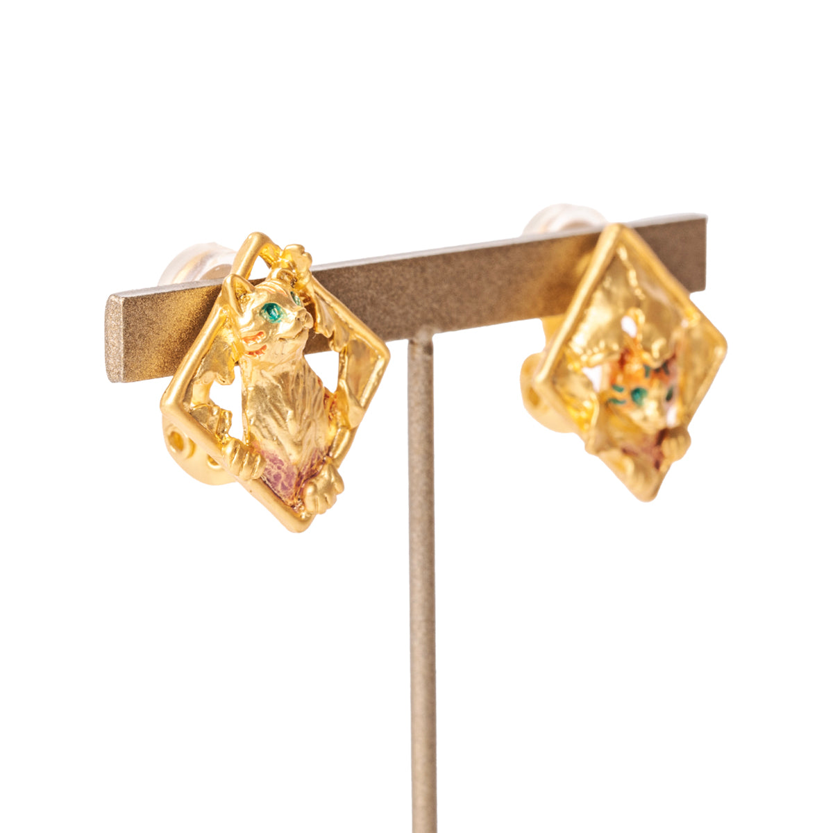 【Palnart Poc】イヤリング「障子破り / Ripping shoji」