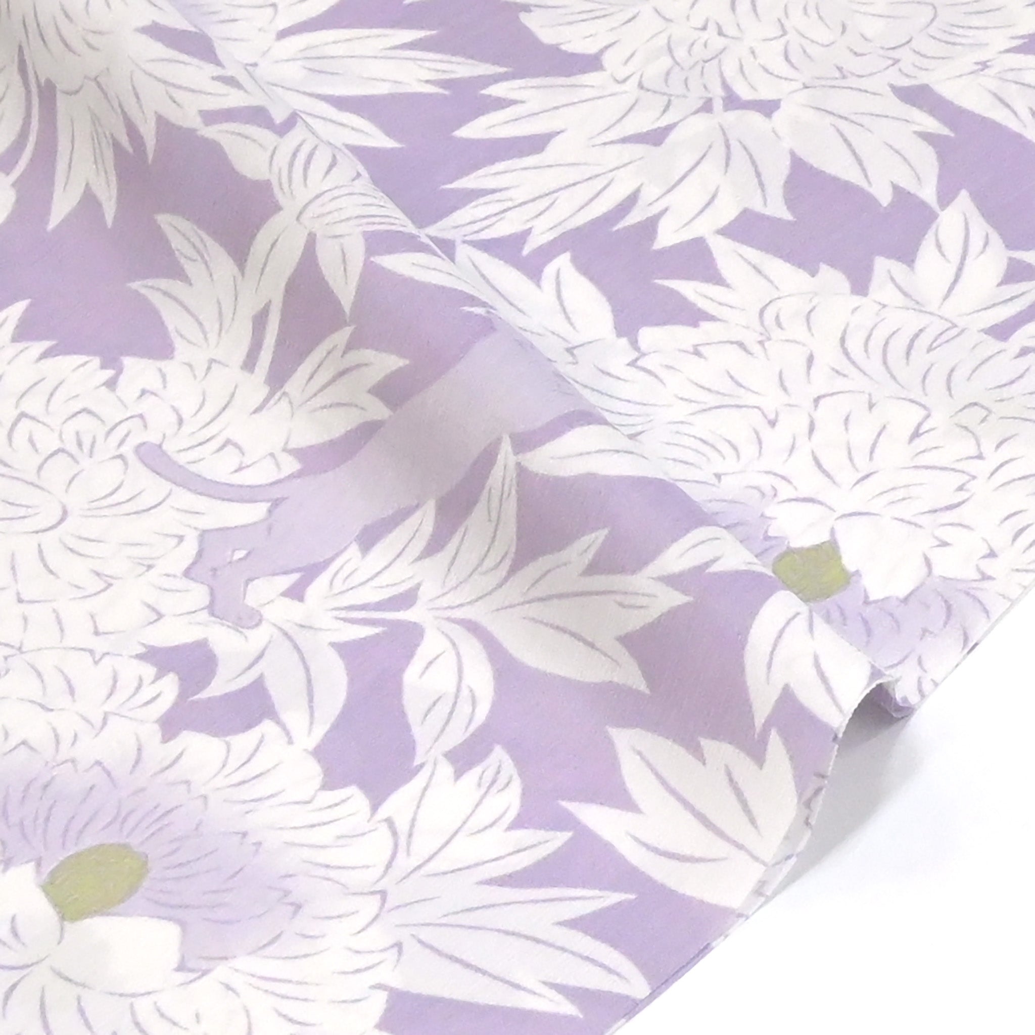 撫松庵】楊柳洗える長襦袢「牡丹と猫」薄藤色 – KAERUWA