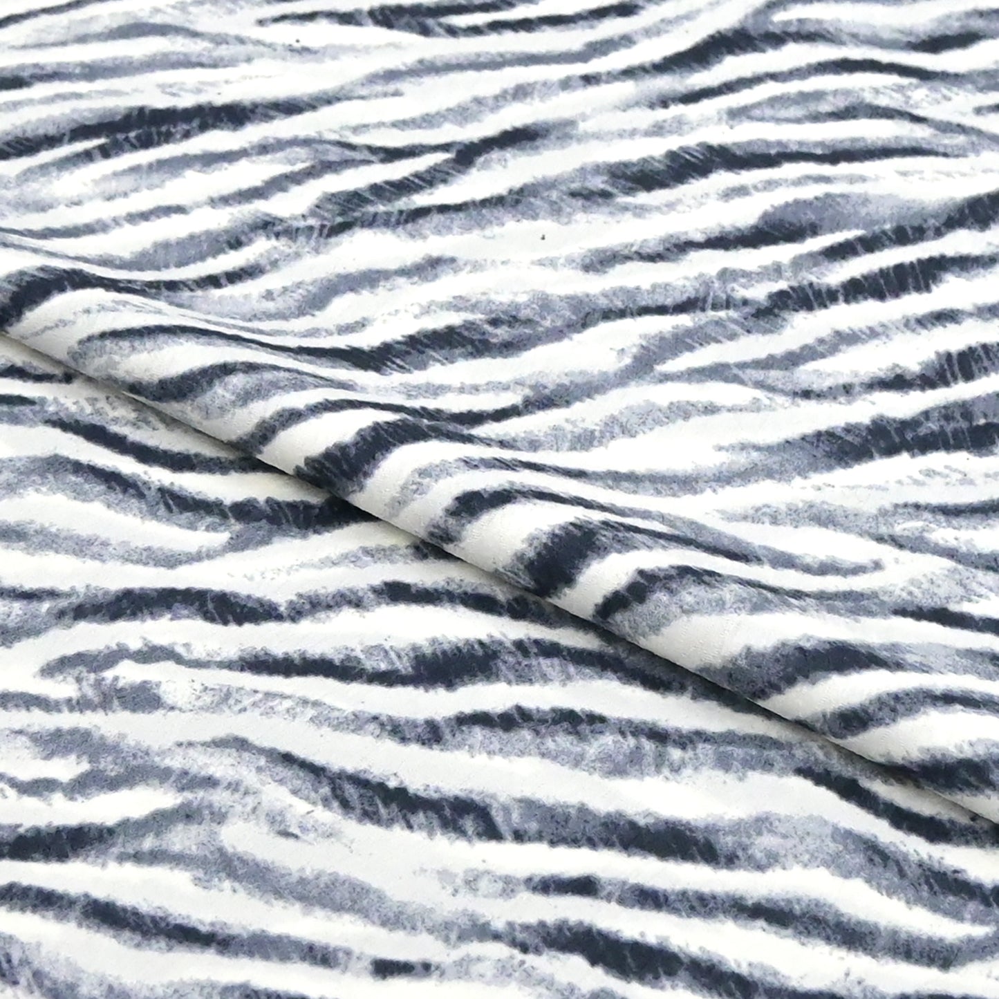 東レシルック 小紋 ～fuku～「ゼブラ」ホワイト×グレー 【袷・単衣用】