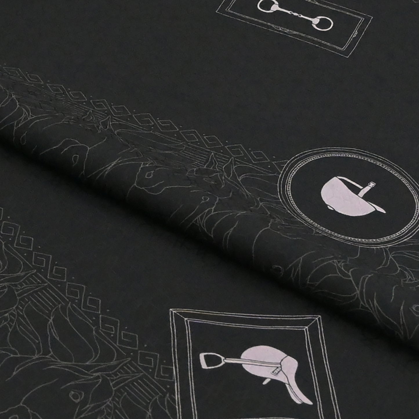 東レシルック 長襦袢 fuku-inner 「ホースパーク」ブラック