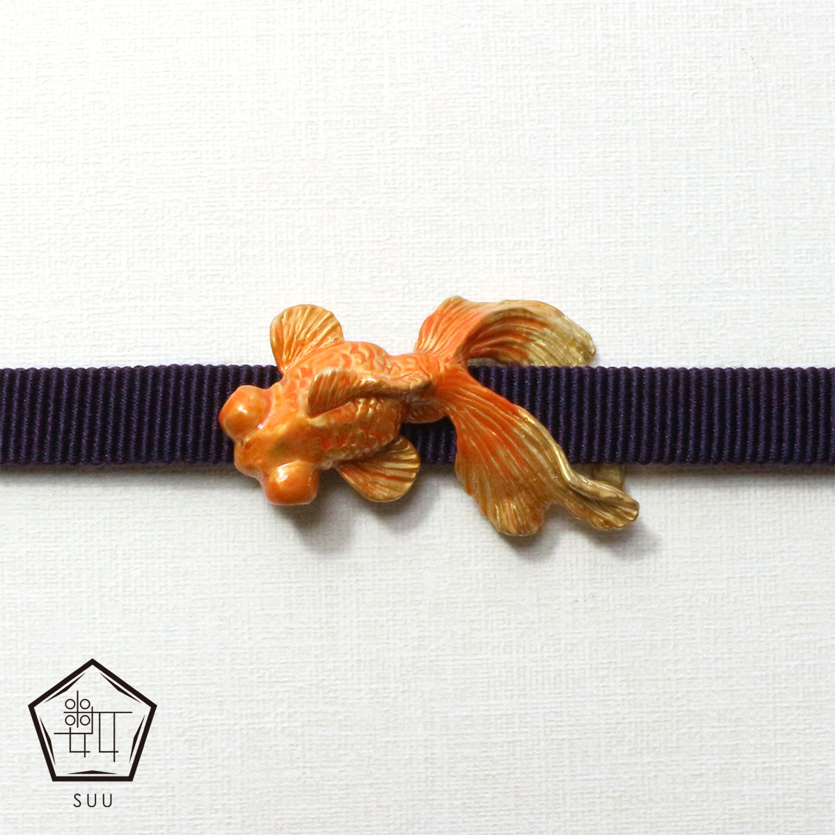 【数-SUU-】帯留め「出目金」ゴールド