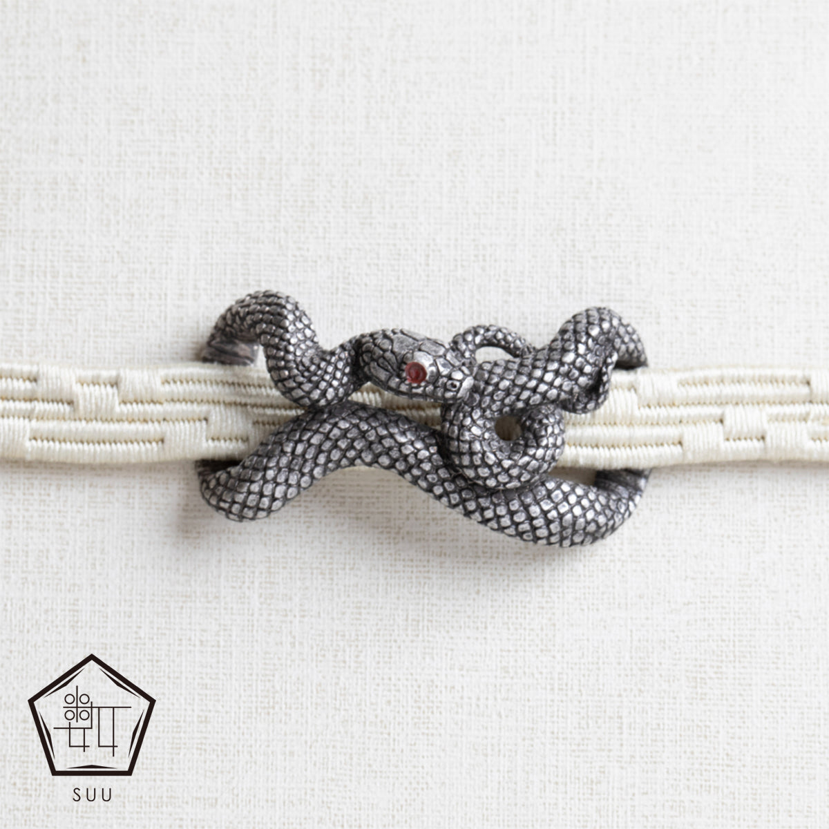 【数-SUU-】帯留め「大蛇」ブラック