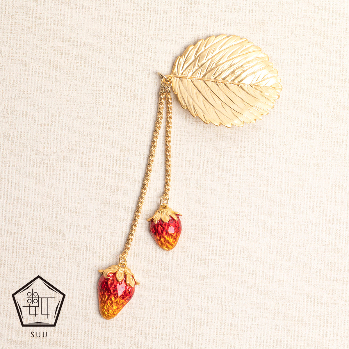 【数-SUU-】根付・帯飾り「いちご」