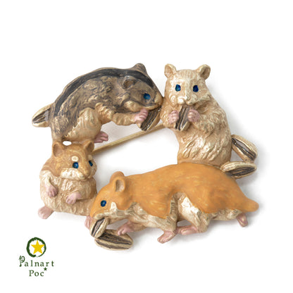 【Palnart Poc】ブローチ「食いしん坊ハムスター / Hungry Hamster」