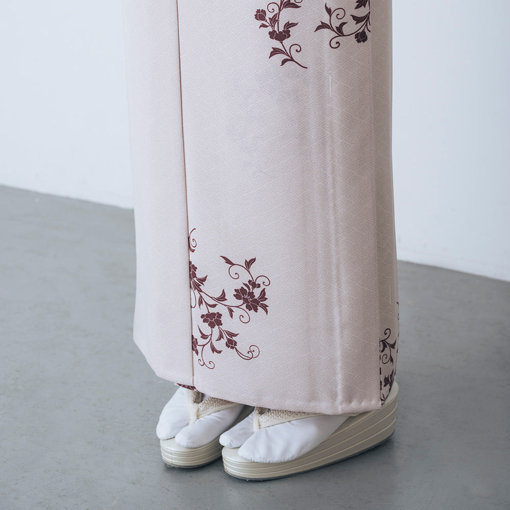 東レシルック 小紋 ～kifkif～「牡丹唐草」 灰梅 【袷・単衣用】