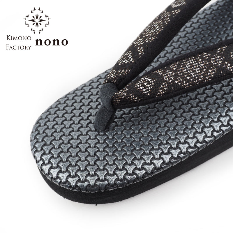 【Kimono-Factory-nono】菱屋カレンブロッソ 本場大島紬カフェ草履 毘沙門亀甲/メタリックシルバー F-3 #女性用
