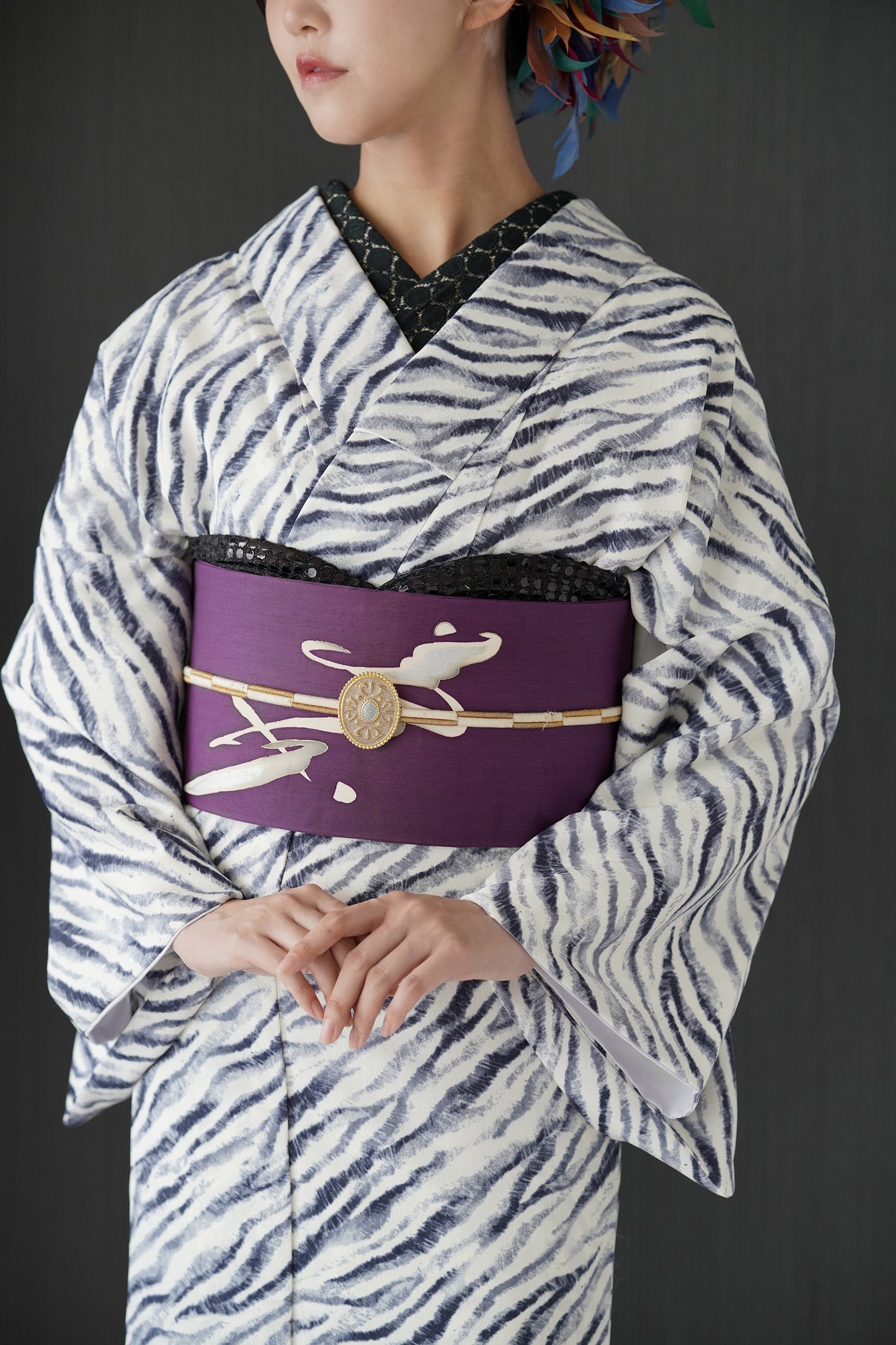 東レシルック 小紋 ～fuku～「ゼブラ」ホワイト×グレー 【袷・単衣用】